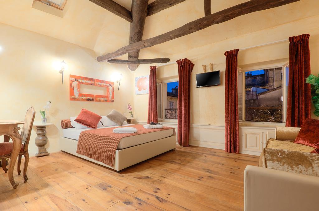 Charming House Apartment Кан Екстериор снимка